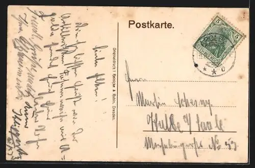 AK Apolda, Rathaus mit Laterne und Strassenpartie