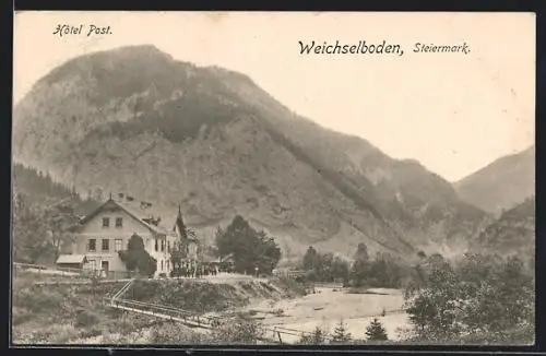 AK Weichselboden, Teilansicht Hotel Post mit Berge und Umgebung