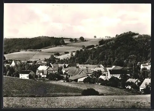 AK Buhlen, Ortsansicht von einer Wiese aus