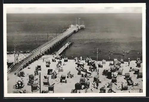 AK Arendsee, Ostseebad, Strandpartie mit Steg