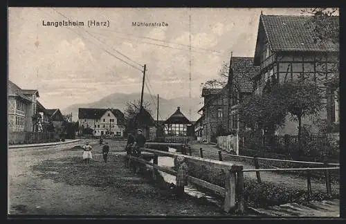 AK Langelsheim /Harz, Kinder in der Mühlenstrasse