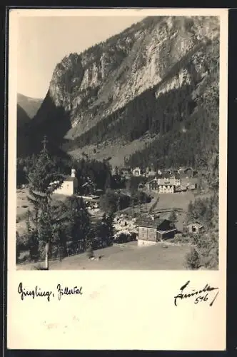 AK Ginzling /Zillertal, Ortsansicht mit Kirche bei Sonnenschein