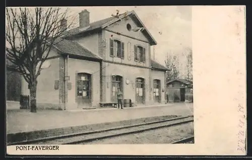 AK Pont-Faverger, Bahnhof von der Gleisseite