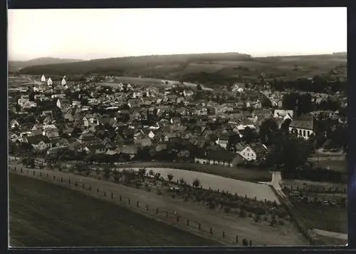 AK Ober-Ramstadt /Kr. Darmstadt, Teilansicht mit Kirche