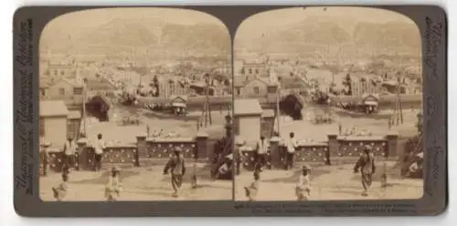 Stereo-Fotografie Underwood & Underwood, New York, Ansicht Port Arthur, looking south over Docks, Manchurai