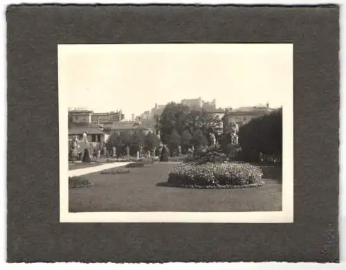 16 Fotografien unbekannter Fotograf, Ansicht Salzburg, Stadtansicht mit Umgebung, Glanegg, Mattsee, Radeck u.a.