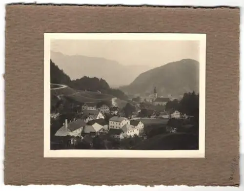 16 Fotografien unbekannter Fotograf, Ansicht Salzburg, Stadtansichten mit Umgebung, Radeck, Mattsee, Nackstein u.a.