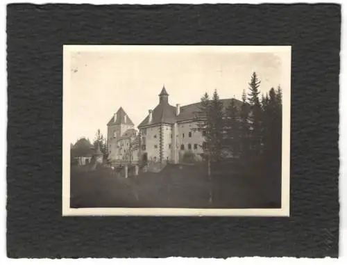 16 Fotografien unbekannter Fotograf, Ansicht Mauterndorf / Salzburg, Ortsansichten mit Schloss, Kapelle, Rathaus u.a.