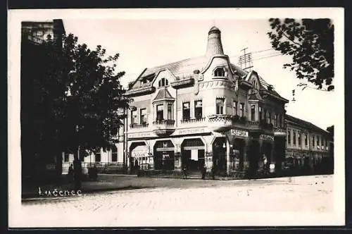 AK Lucenec, Strassenpartie mit Restaurant Astoria