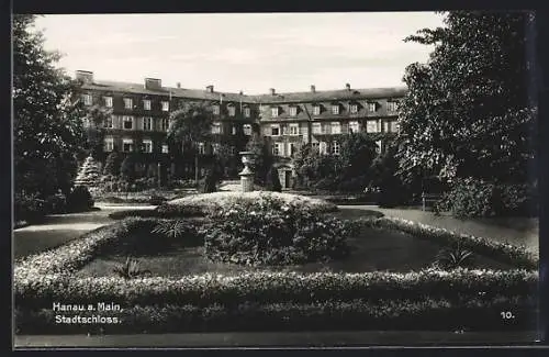 AK Hanau /Main, Stadtschloss mit Anlagen