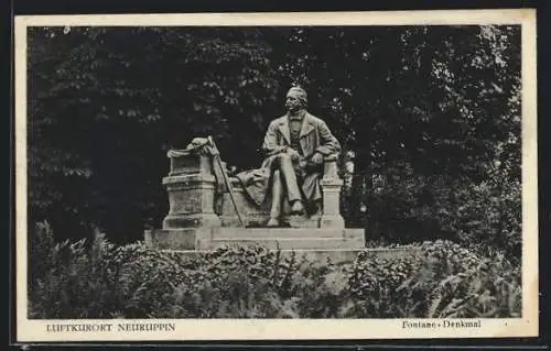 AK Neuruppin, Fontane-Denkmal