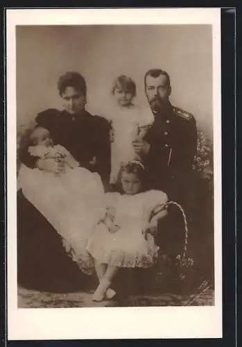 AK Zar Nikolaus II., Familienportrait