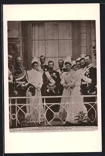 AK Königsfamilie um Nikolaus II. von Russland auf dem Balkon