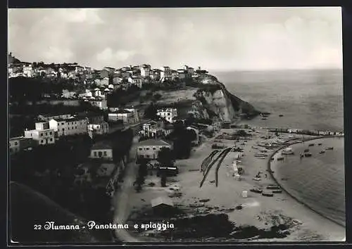 AK Numana, Panorama e spiaggia