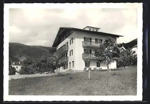 AK Mals im Vintschgau, Hotel-Pension Sesvenna mit Garten