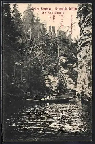 AK Edmundsklamm /Böhm. Schweiz, Boot vor der Klammfamilie