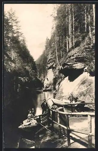 AK Edmundsklamm /Böhm. Schweiz, Ruderboote am breiten Stein
