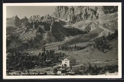 AK Rifugio Gardecia, Berghütte mit Dolomiten