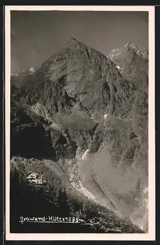 AK Grawand-Hütte gegen die Bergspitze