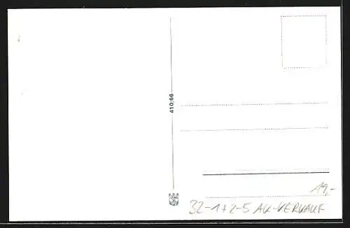 AK Mann mit kleinem Transporter auf der Strasse vür den AK-Verkauf