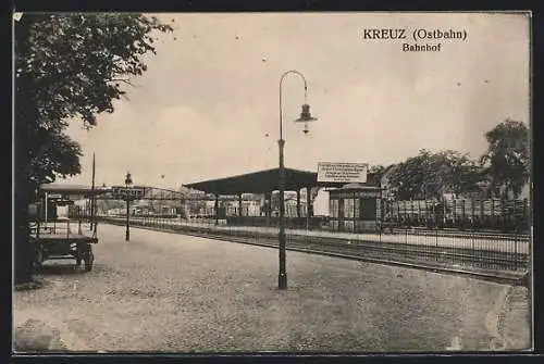 AK Kreuz /Ostbahn, Bahnhof mit Bahnsteigen