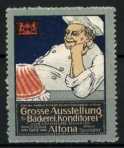 Reklamemarke Altona, Grosse Ausstellung f. Bäckerei & Konditorei 1912, Bäcker sitzt zufrieden vor seinem Kuchen