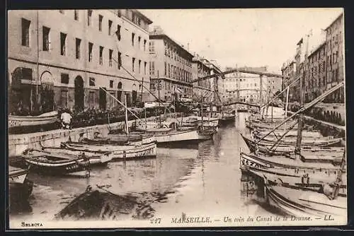AK Marseille, Un coin du Canal de la Douane