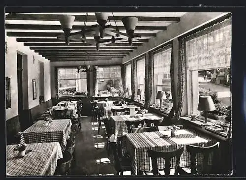 AK Bühl in Baden, Gasthaus und Bäckerei zur Traube im Eisental, Innenansicht