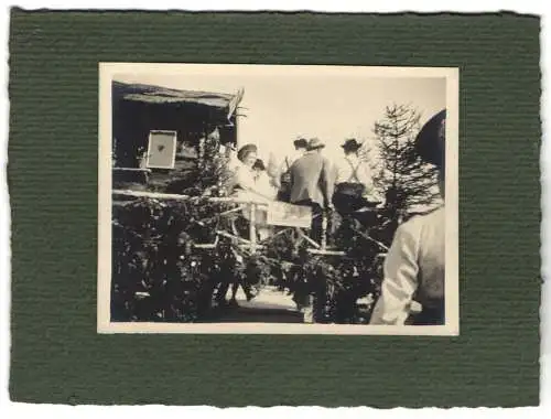 16 Fotografien unbekannter Fotograf, Ansicht Salzburg, Au bei Hellbrunn, Festzug Anthropologen Kongress 1905, u.a.