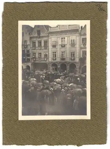 16 Fotografien unbekannter Fotograf, Ansicht Landshut, Stadtansichten mit Festumzug & Umgebung, Burg Trausnitz u.a.