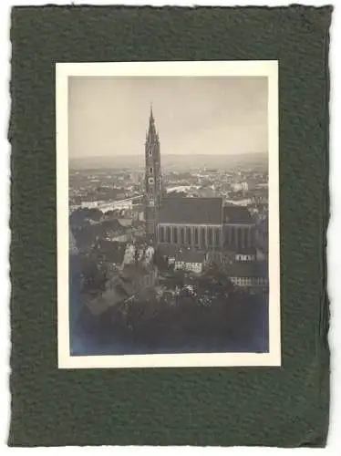 16 Fotografien unbekannter Fotograf, Ansicht Landshut, Stadtansichten mit Festumzug & Umgebung, Burg Trausnitz u.a.