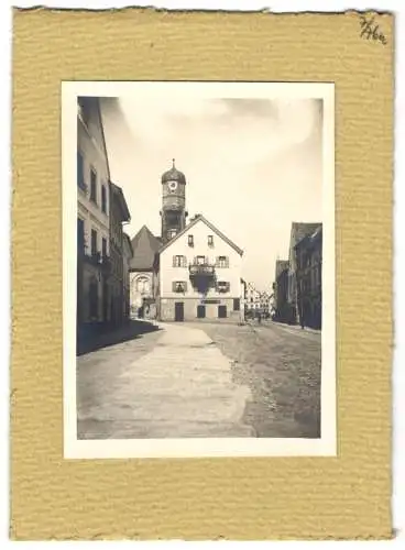 12 Fotografien unbekannter Fotograf, Ansicht Weilheim / Obb., Marktplatz, Strassenansichten mit Geschäften & Umgebung