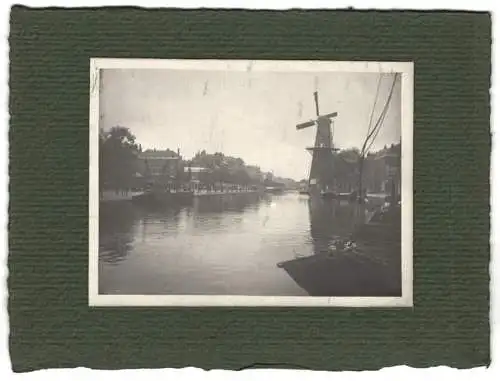 16 Fotografien unbekannter Fotograf, Ansicht Amsterdam, Den Haag - Gracht m. Windmühle, Scheveningen, Triest, Koblenz
