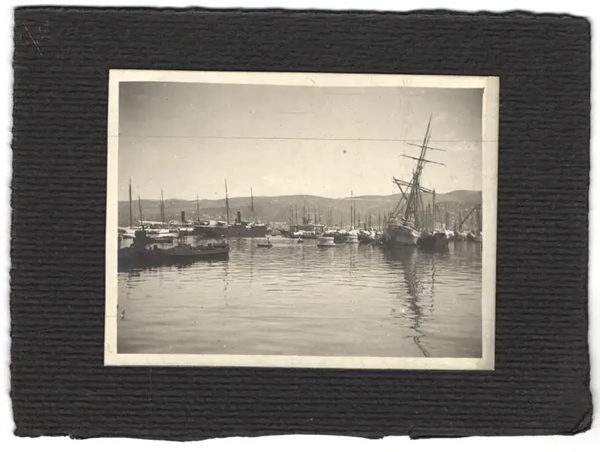 16 Fotografien unbekannter Fotograf, Ansicht Amsterdam, Den Haag - Gracht m. Windmühle, Scheveningen, Triest, Koblenz 4