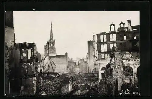 AK Lille, Ortspartie mit Ruinen und Kirche