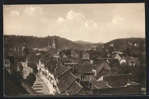 AK Waltershausen /Thür., Strassenpartie mit Schloss Tenneberg