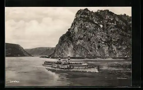 AK Dampfer vor der Loreley auf dem Wasser