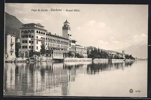 AK Gardone, Blick auf das Grand Hotel