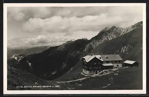 AK Rifugio Genova, Berghütte im Frühjahr