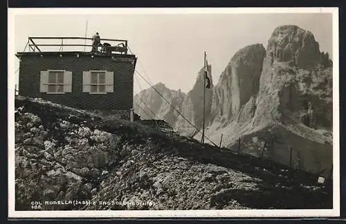 AK Refugio Rodella, Partie an der Berghütte