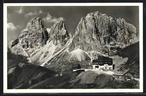 AK Rifugio Maria Flora al Passo Sella col Sassolungo, Dolomiti