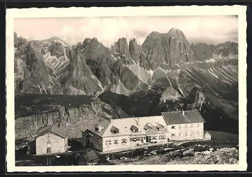 AK Rifugio Monte Pez sullo Solliar verso el Gruppo Catinaccio