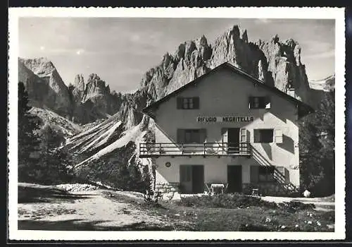 AK Rifugio Negritella e Torri del Vajolet coi Dirupi di Larsec, Dolomiti del Catinaccio