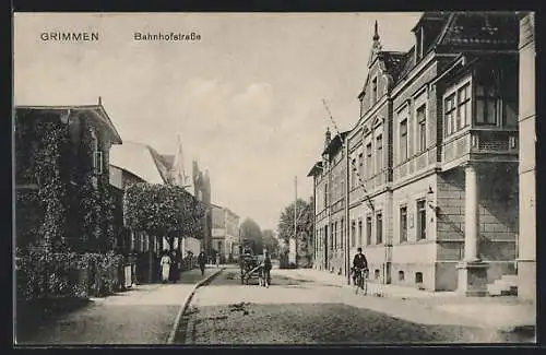 AK Grimmen, Partie in der Bahnhofstrasse, mit Kutsche