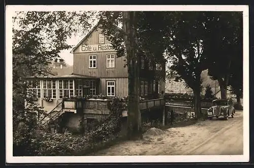 AK Mühlenberg /Solling, Cafe-Restaurant-Kurhaus Fleischhauer mit Strasse