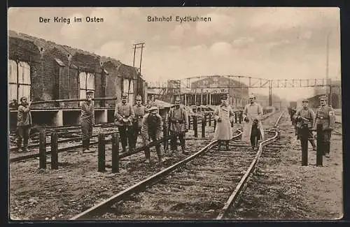 AK Eydtkuhnen, Deutsche Soldaten bei Arbeiten am zerstörten Bahnhof