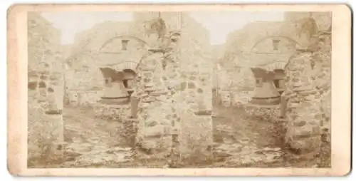 Stereo-Fotografie unbekannter Fotograf, Ansicht Pompeji, Bäckerei mit Mühlen im Haus des Faunos, 1899