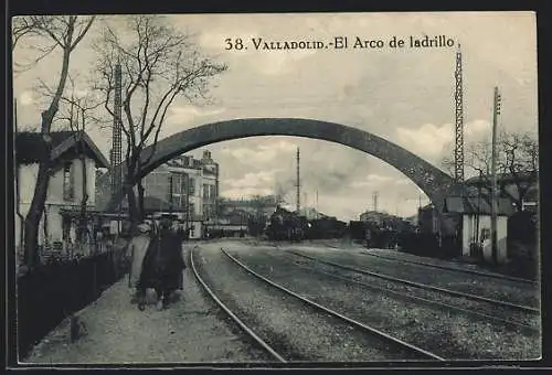 AK Valladolid, El Arco de ladrillo