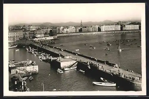 AK San Sebastian, Vista desde el Monte Urgull