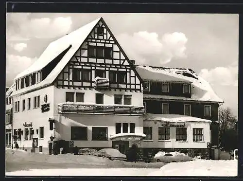 AK Winterberg / Hochsauerland, Hotel Hessenhof im Winter